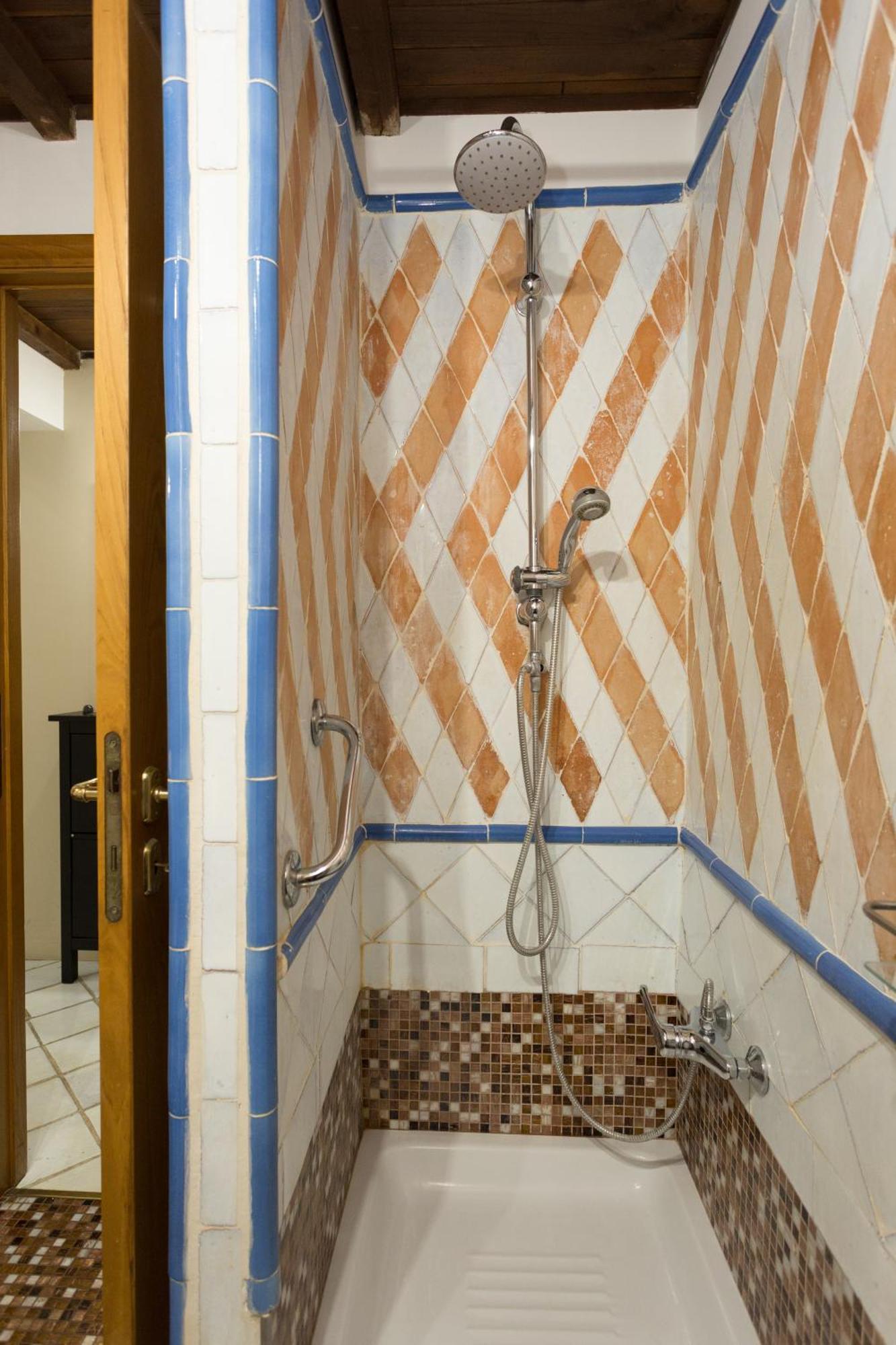 Appartamento San Peter Borgo 68 *